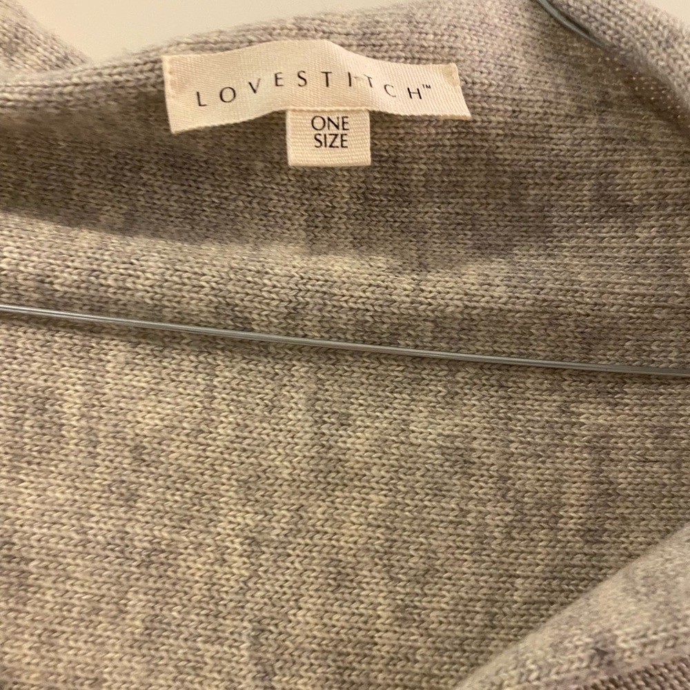 Poncho - Picture 2 of 2